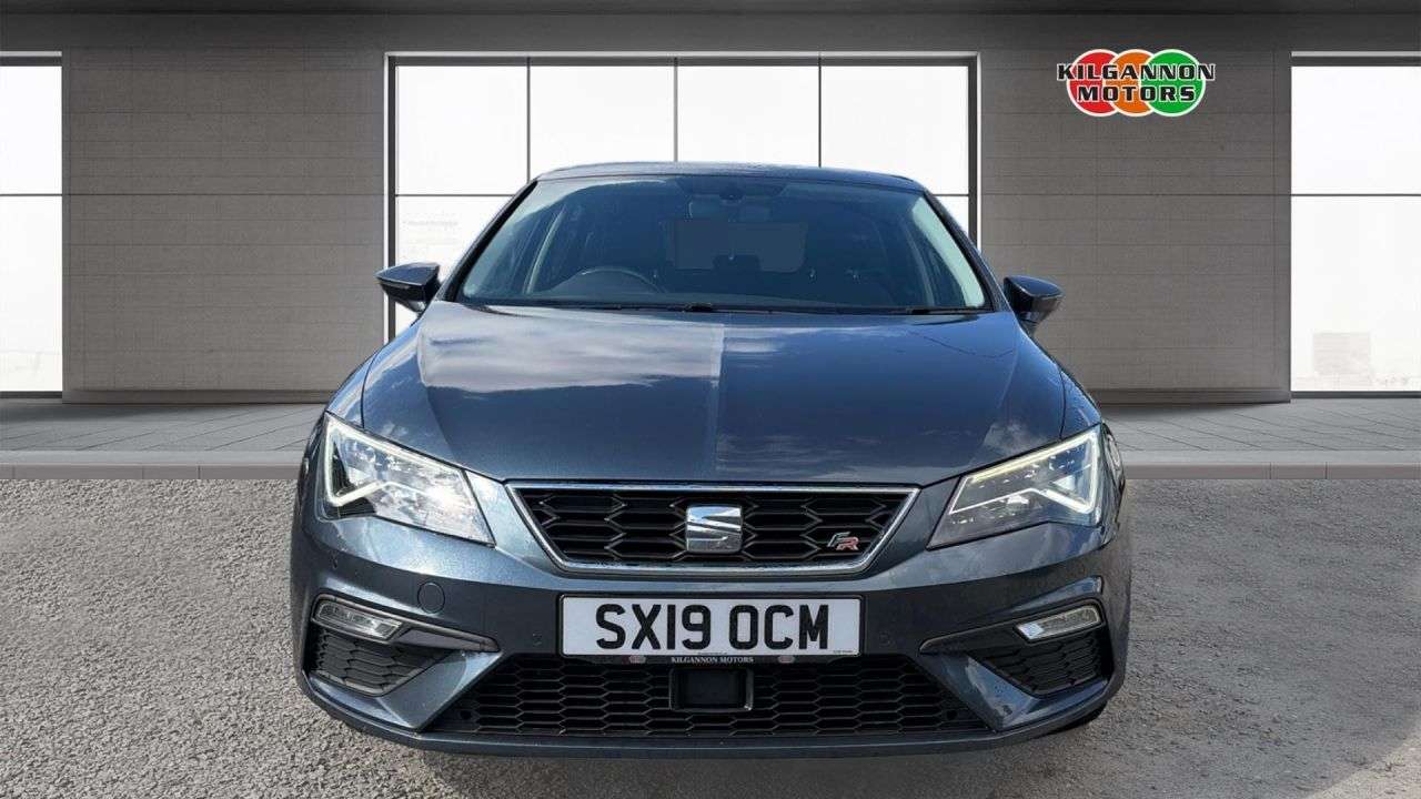 A 2019 SEAT LEON 1.5 TSI EVO FR Hatchback 5dr Petrol Manual Euro 6 (s/s) (150 ps) A 2019 SEAT LEON 1.5 TSI EVO FR Hatchback 5dr Petrol Manual Euro 6 (s/s) (150 ps)