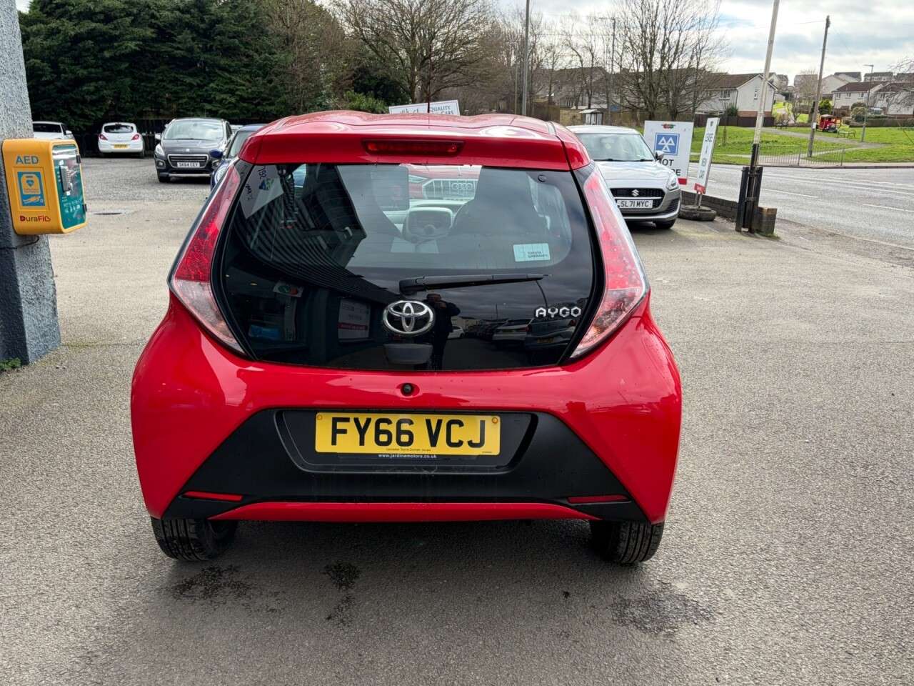 A 2016 TOYOTA AYGO 1.0 VVT-i x-play Hatchback 5dr Petrol Manual Euro 6 (68 ps) A 2016 TOYOTA AYGO 1.0 VVT-i x-play Hatchback 5dr Petrol Manual Euro 6 (68 ps)