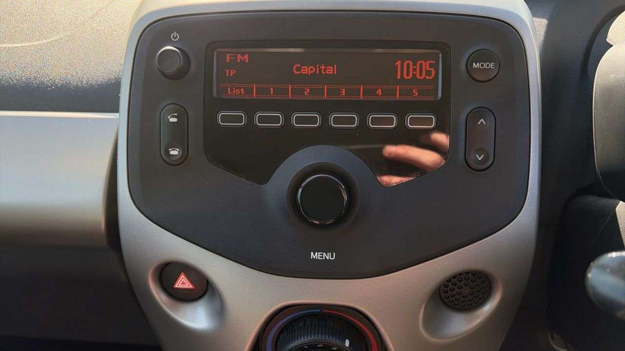 2016 TOYOTA AYGO 2016 TOYOTA AYGO