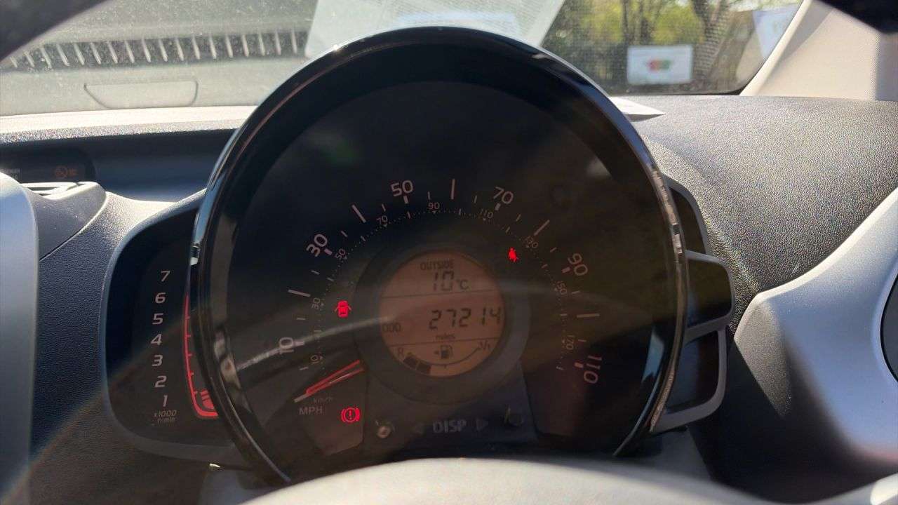 2016 TOYOTA AYGO 2016 TOYOTA AYGO