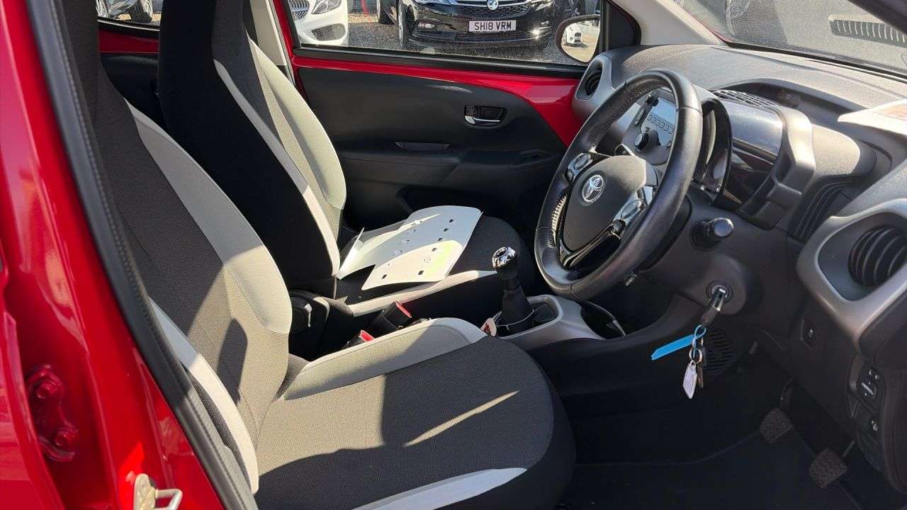 2016 TOYOTA AYGO 2016 TOYOTA AYGO