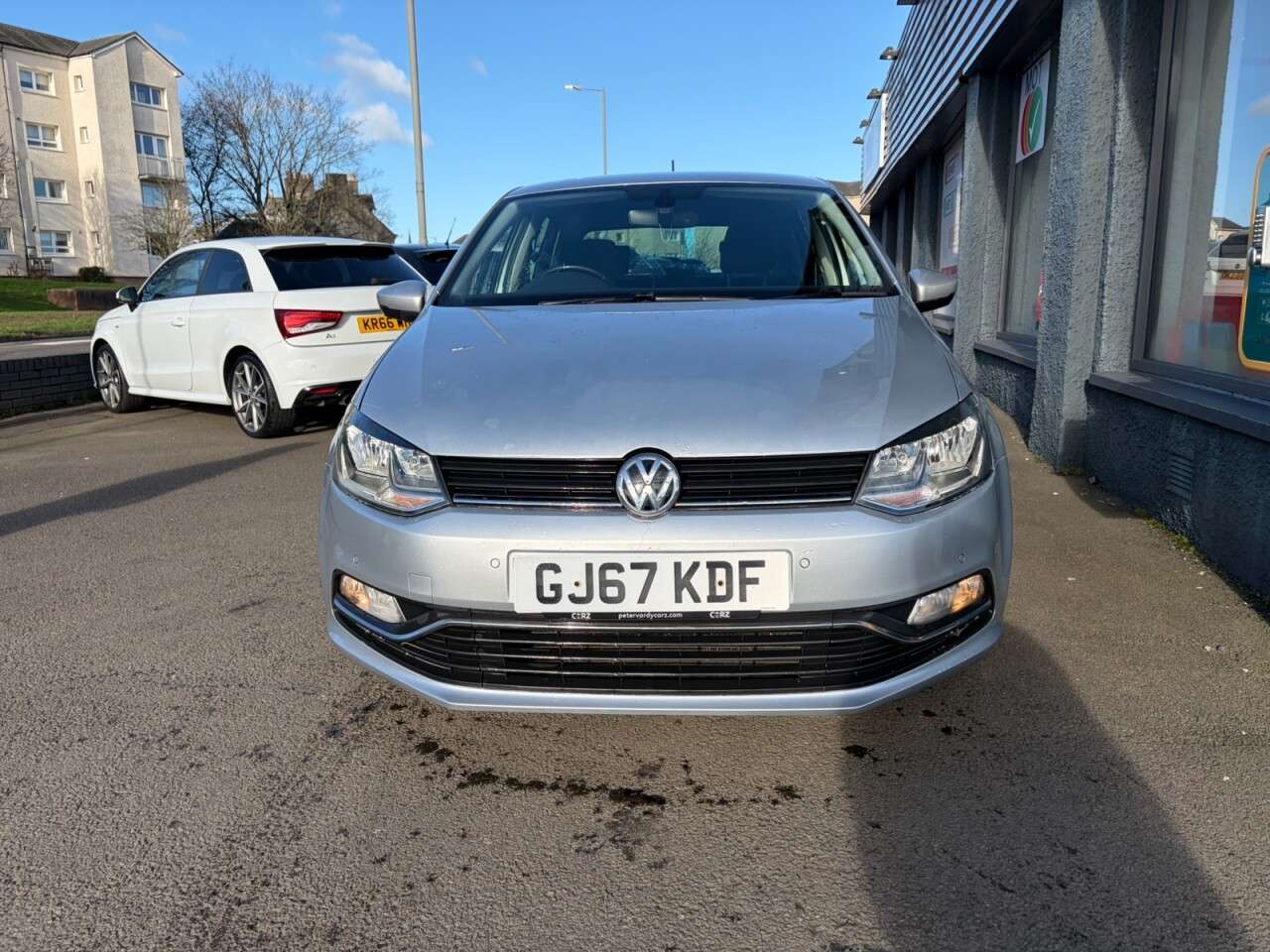 A 2017 VOLKSWAGEN POLO 1.2 TSI Match Edition Hatchback 5dr Petrol Manual Euro 6 (s/s) (90 ps) A 2017 VOLKSWAGEN POLO 1.2 TSI Match Edition Hatchback 5dr Petrol Manual Euro 6 (s/s) (90 ps)