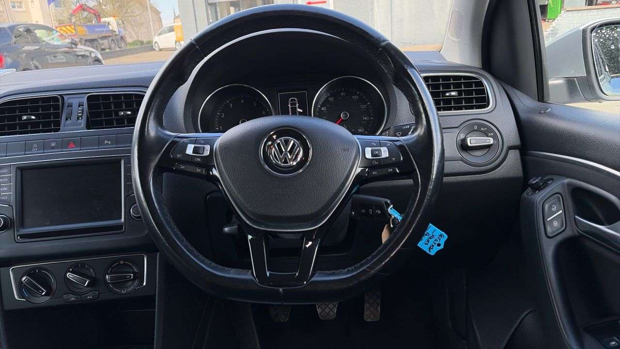 2017 VOLKSWAGEN POLO 2017 VOLKSWAGEN POLO