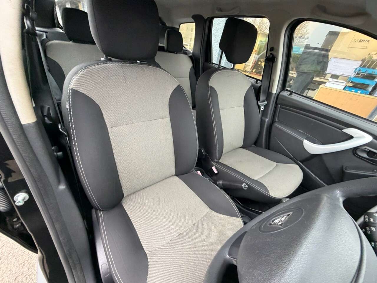 2015 DACIA DUSTER 2015 DACIA DUSTER