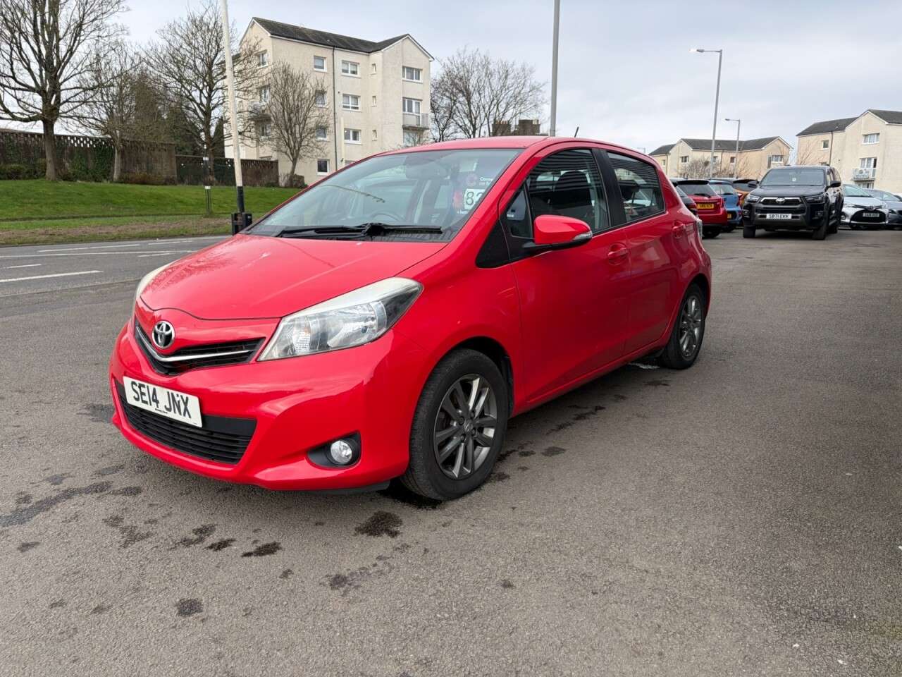 A 2014 TOYOTA YARIS 1.33 Dual VVT-i Icon Plus Hatchback 5dr Petrol Manual Euro 5 (99 ps) A 2014 TOYOTA YARIS 1.33 Dual VVT-i Icon Plus Hatchback 5dr Petrol Manual Euro 5 (99 ps)
