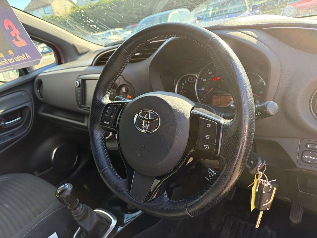 2016 TOYOTA YARIS 2016 TOYOTA YARIS