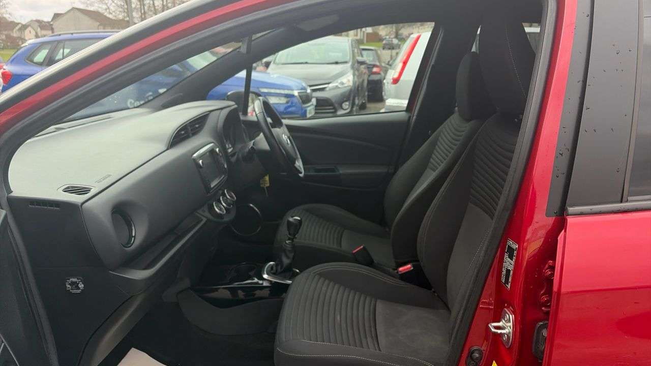 2016 TOYOTA YARIS 2016 TOYOTA YARIS