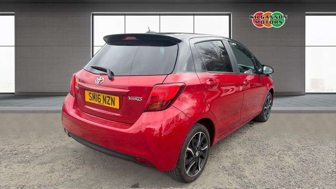 2016 TOYOTA YARIS 2016 TOYOTA YARIS
