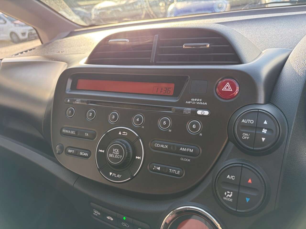 2015 HONDA JAZZ 2015 HONDA JAZZ