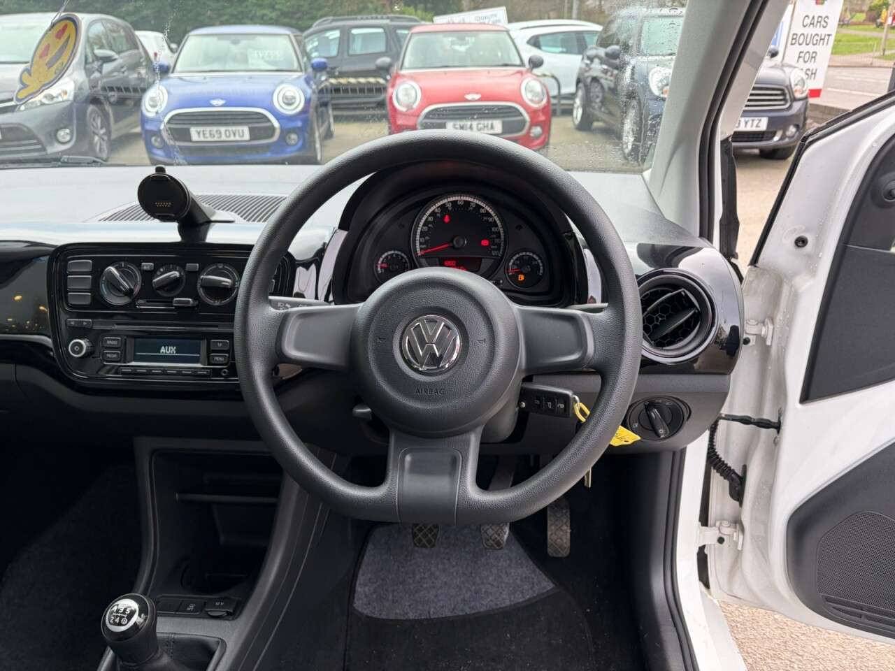 2015 VOLKSWAGEN UP! 2015 VOLKSWAGEN UP!