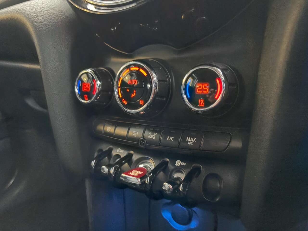 2014 MINI HATCH 2014 MINI HATCH