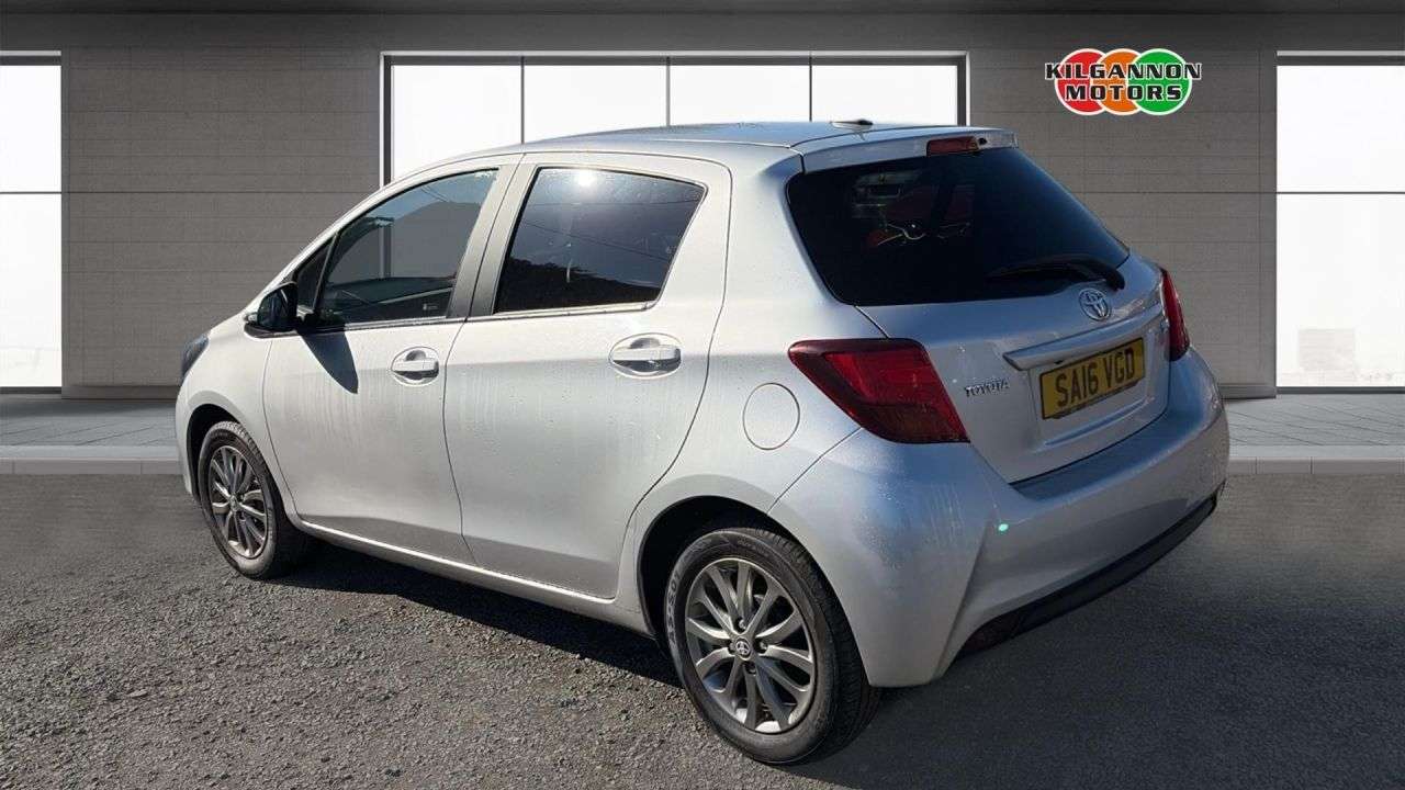 2016 TOYOTA YARIS 2016 TOYOTA YARIS