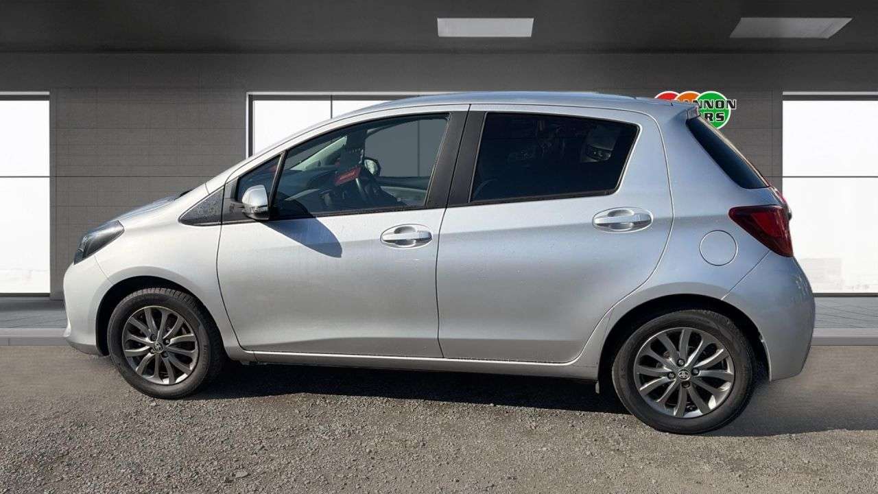 2016 TOYOTA YARIS 2016 TOYOTA YARIS