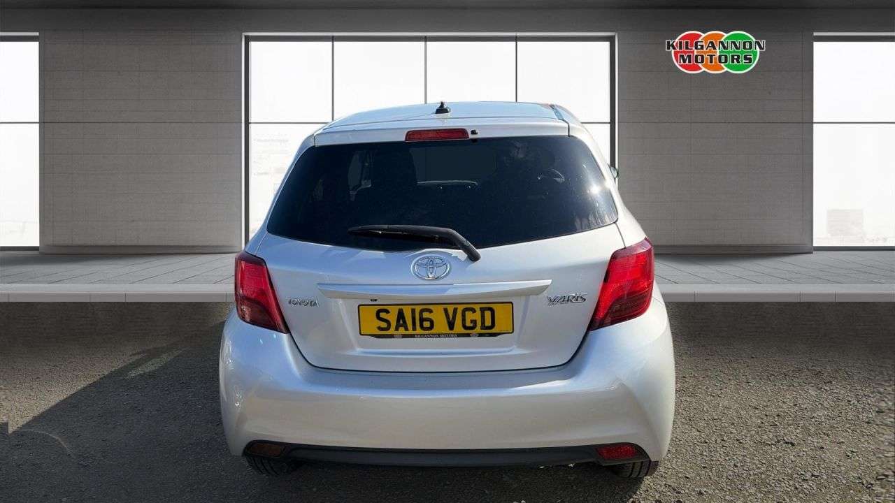 2016 TOYOTA YARIS 2016 TOYOTA YARIS