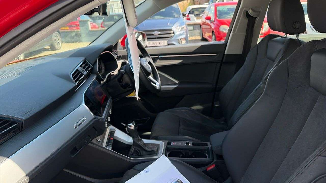 2019 AUDI Q3 2019 AUDI Q3