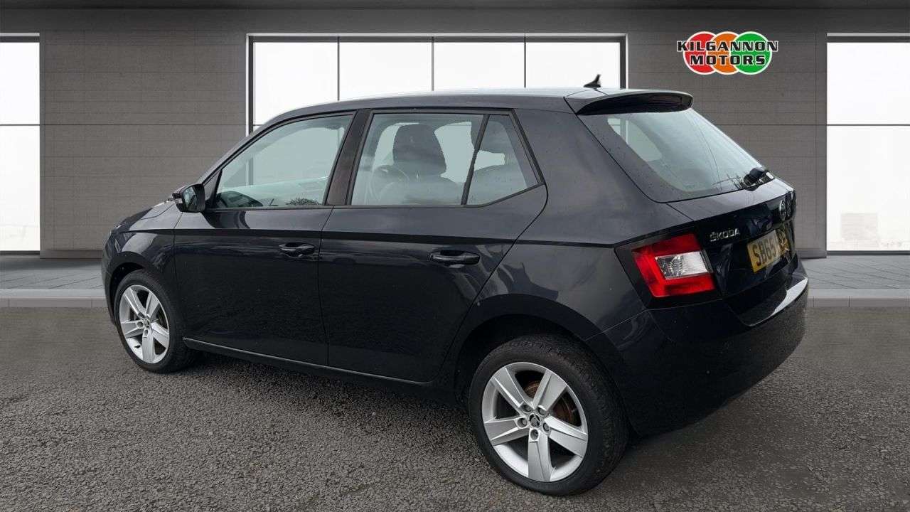 A 2015 SKODA FABIA 1.0 SE L Hatchback 5dr Petrol Manual Euro 6 (s/s) (75 ps) A 2015 SKODA FABIA 1.0 SE L Hatchback 5dr Petrol Manual Euro 6 (s/s) (75 ps)