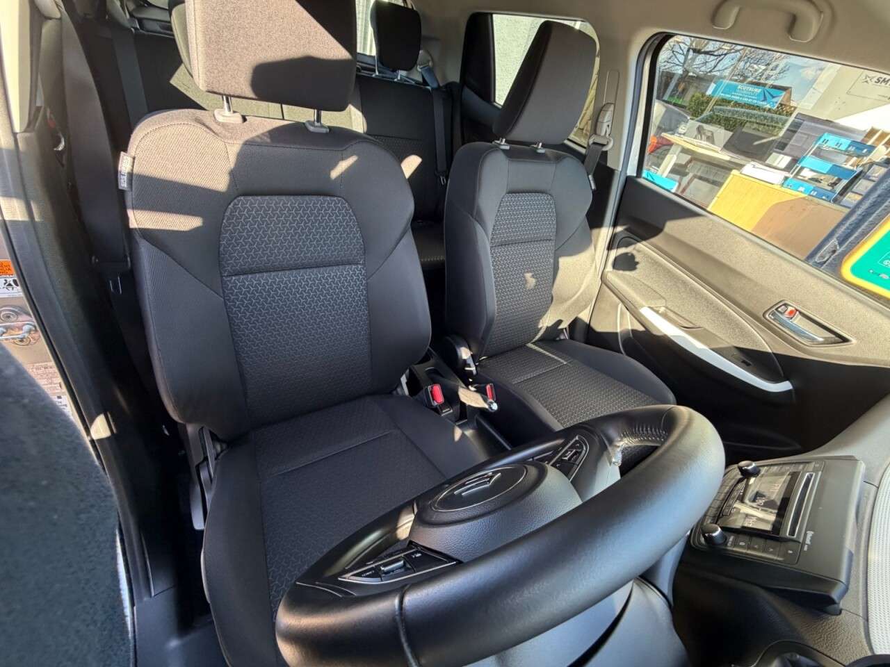 2021 SUZUKI SWIFT 2021 SUZUKI SWIFT