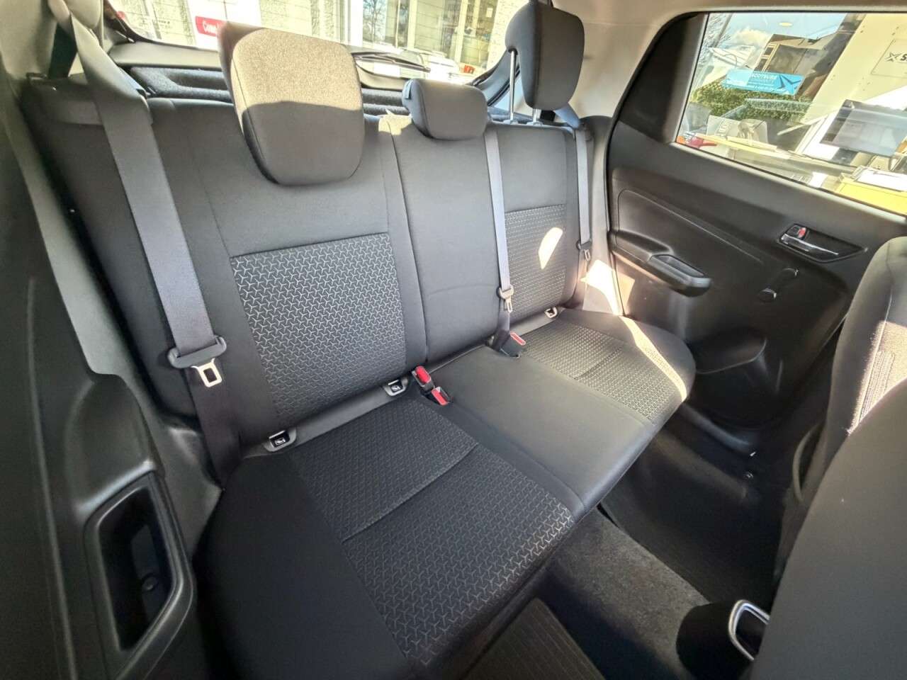 2021 SUZUKI SWIFT 2021 SUZUKI SWIFT