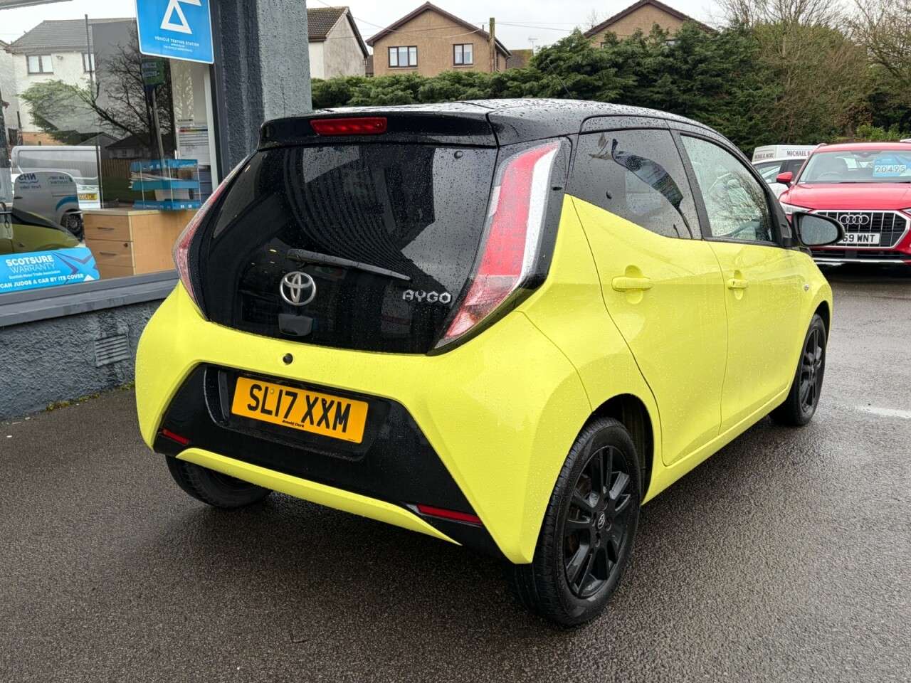 A 2017 TOYOTA AYGO 1.0 VVT-i x-cite 3 Yellow Bi-Tone Hatchback 5dr Petrol Manual Euro 6 (68 ps A 2017 TOYOTA AYGO 1.0 VVT-i x-cite 3 Yellow Bi-Tone Hatchback 5dr Petrol Manual Euro 6 (68 ps