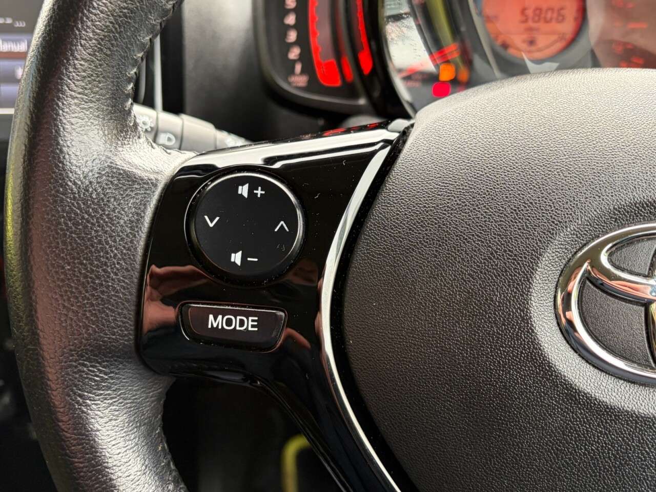 2017 TOYOTA AYGO 2017 TOYOTA AYGO