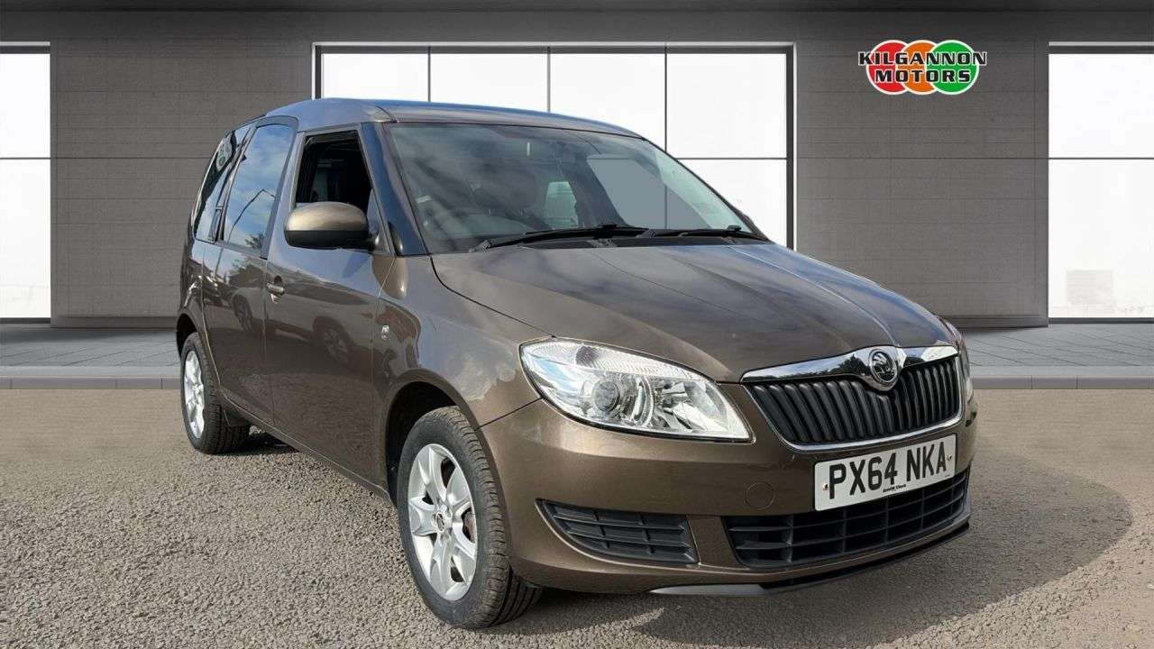 A 2014 SKODA ROOMSTER 1.2 TSI SE MPV 5dr Petrol DSG Euro 5 (105 ps) A 2014 SKODA ROOMSTER 1.2 TSI SE MPV 5dr Petrol DSG Euro 5 (105 ps)