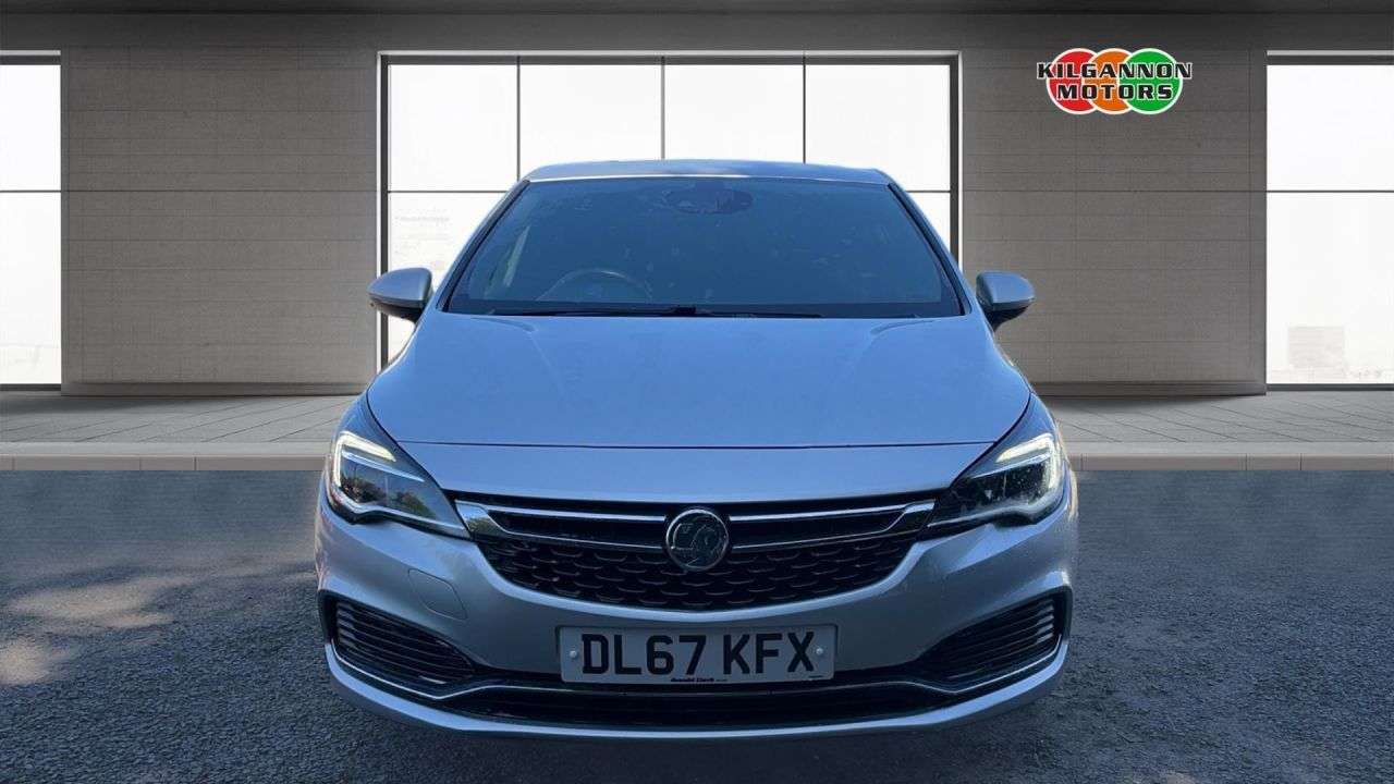 A 2018 VAUXHALL ASTRA 1.4i Turbo SRi VX Line Hatchback 5dr Petrol Manual Euro 6 (150 ps) A 2018 VAUXHALL ASTRA 1.4i Turbo SRi VX Line Hatchback 5dr Petrol Manual Euro 6 (150 ps)