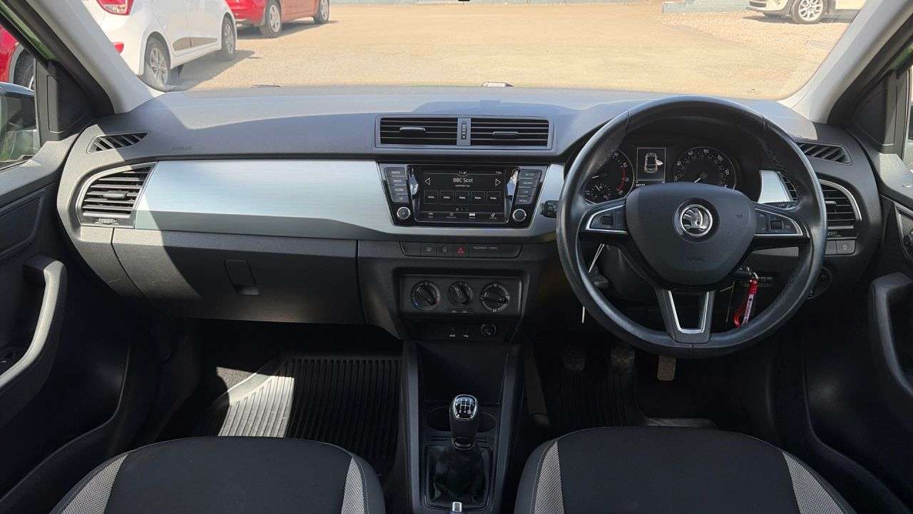 2017 SKODA FABIA 2017 SKODA FABIA