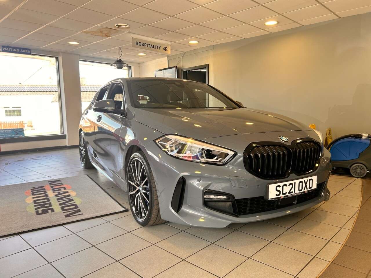 A 2021 BMW 1 SERIES 1.5 118i M Sport (LCP) Hatchback 5dr Petrol DCT Euro 6 (s/s) (136 ps) A 2021 BMW 1 SERIES 1.5 118i M Sport (LCP) Hatchback 5dr Petrol DCT Euro 6 (s/s) (136 ps)