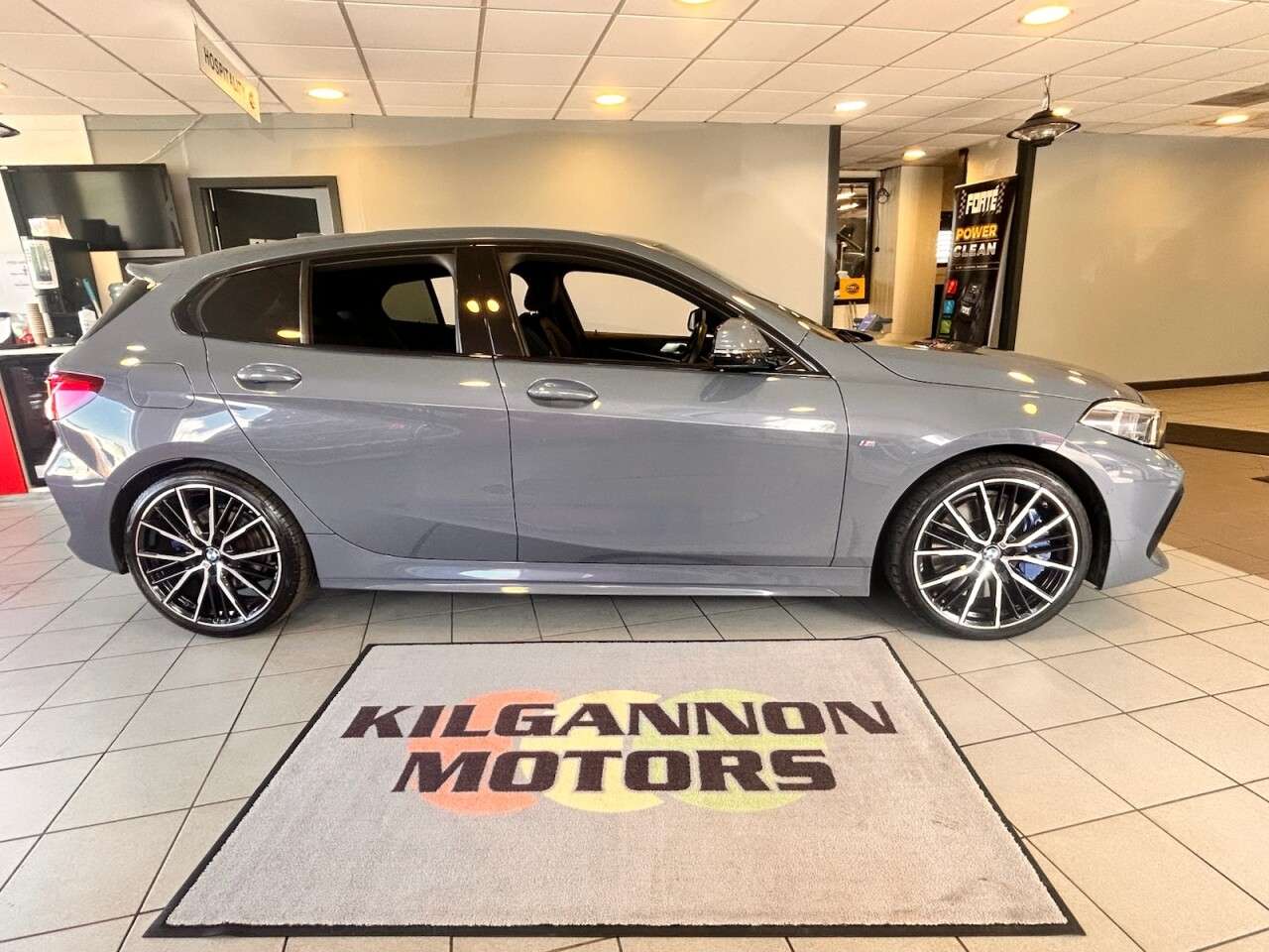 A 2021 BMW 1 SERIES 1.5 118i M Sport (LCP) Hatchback 5dr Petrol DCT Euro 6 (s/s) (136 ps) A 2021 BMW 1 SERIES 1.5 118i M Sport (LCP) Hatchback 5dr Petrol DCT Euro 6 (s/s) (136 ps)