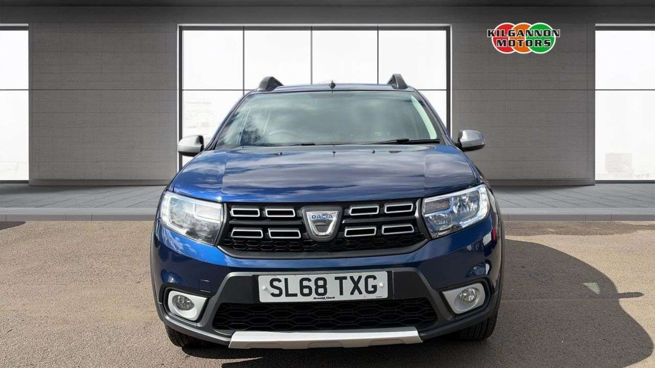 A 2018 DACIA SANDERO STEPWAY 0.9 TCe Essential Hatchback 5dr Petrol Manual Euro 6 (s/s) (90 ps) A 2018 DACIA SANDERO STEPWAY 0.9 TCe Essential Hatchback 5dr Petrol Manual Euro 6 (s/s) (90 ps)