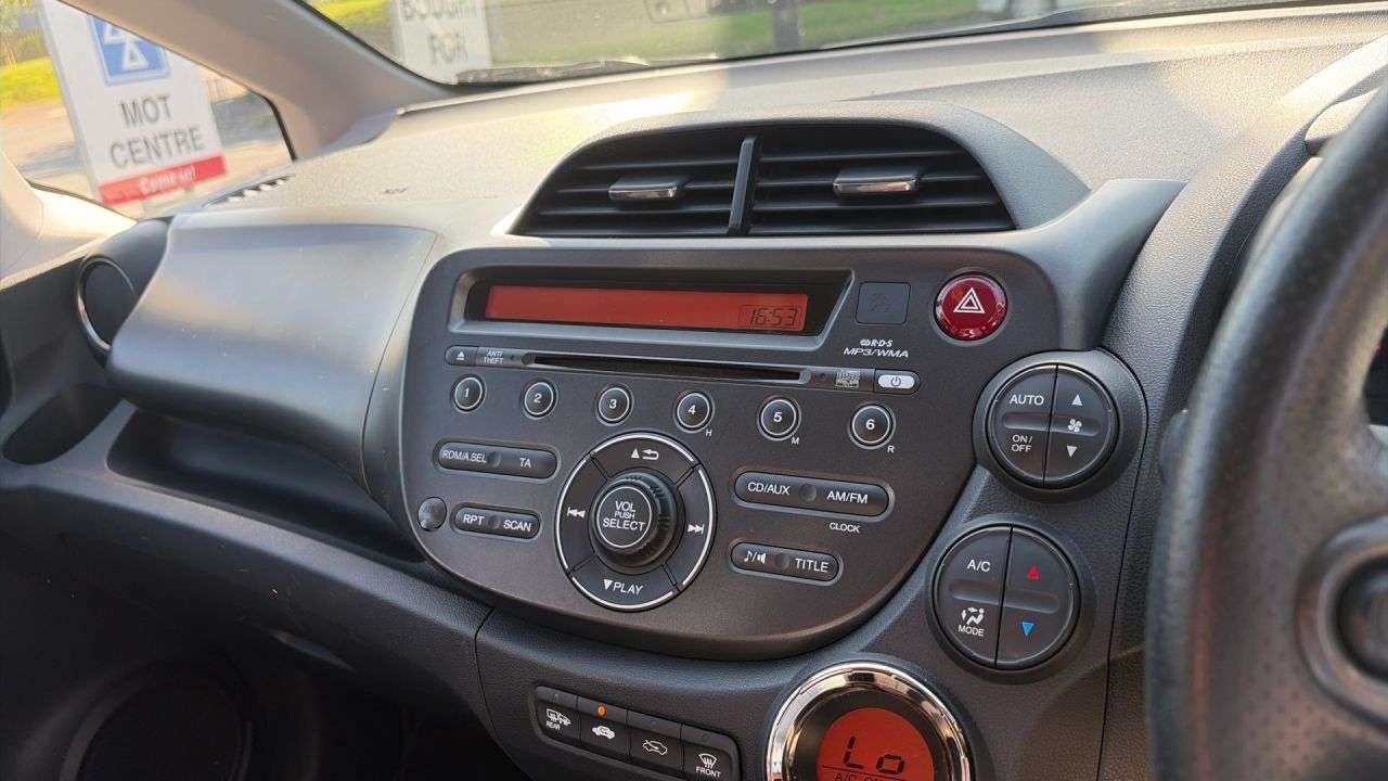 2014 HONDA JAZZ 2014 HONDA JAZZ