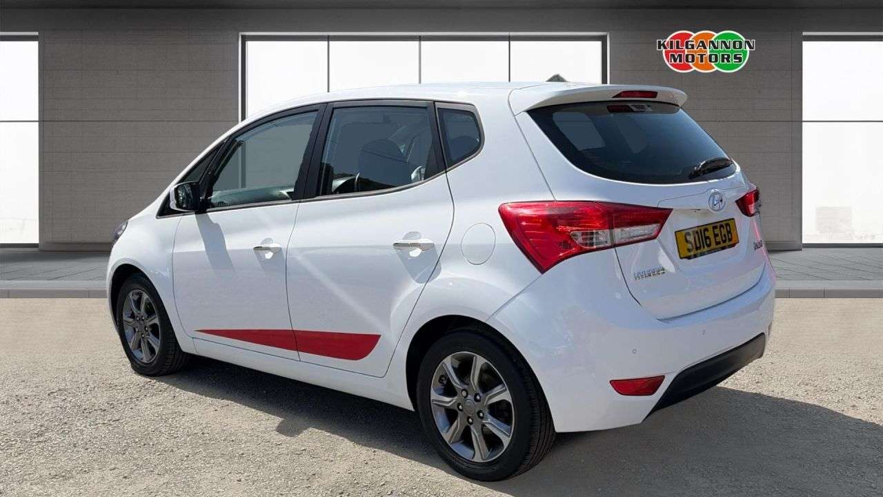 A 2016 HYUNDAI IX20 1.6 SE Hatchback 5dr Petrol Auto Euro 6 (125 ps) Automatic - Rear sensors A 2016 HYUNDAI IX20 1.6 SE Hatchback 5dr Petrol Auto Euro 6 (125 ps) Automatic - Rear sensors