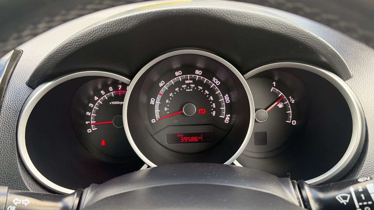 2016 KIA VENGA 2016 KIA VENGA