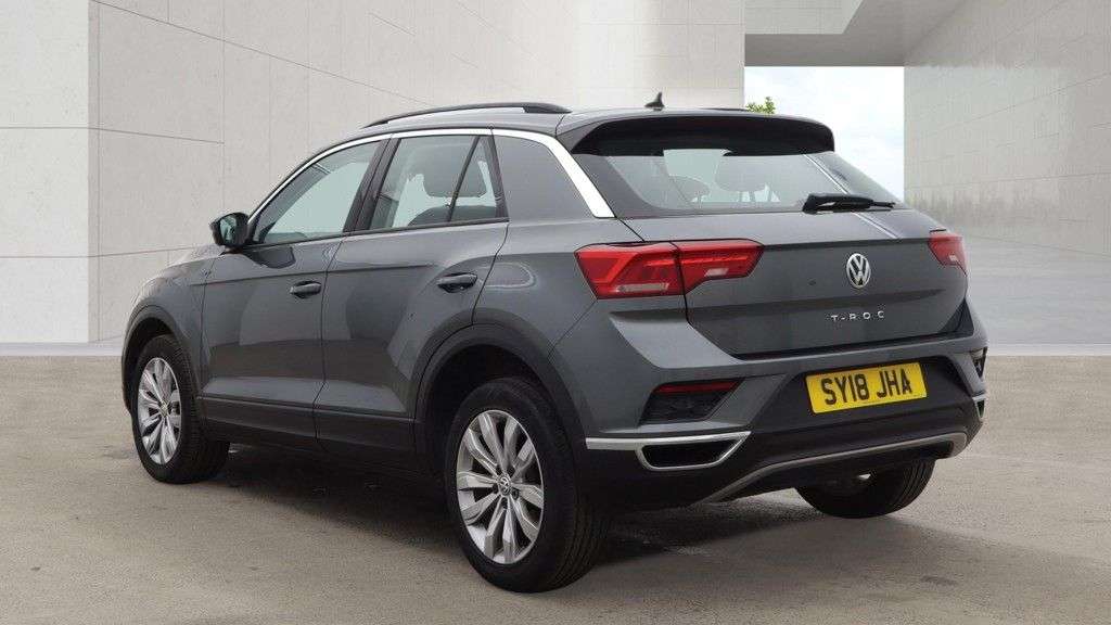 A 2018 VOLKSWAGEN T-ROC 1.5 TSI EVO SE SUV 5dr Petrol Manual Euro 6 (s/s) (150 ps) Front and Rear P A 2018 VOLKSWAGEN T-ROC 1.5 TSI EVO SE SUV 5dr Petrol Manual Euro 6 (s/s) (150 ps) Front and Rear P