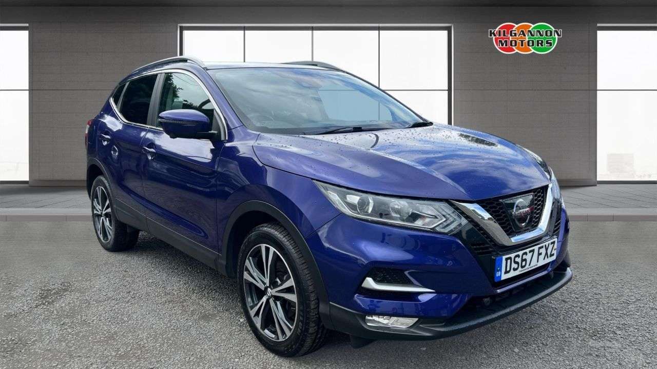 A 2017 NISSAN QASHQAI 1.2 DIG-T N-Connecta SUV 5dr Petrol Manual Euro 6 (s/s) (115 ps) Panoramic A 2017 NISSAN QASHQAI 1.2 DIG-T N-Connecta SUV 5dr Petrol Manual Euro 6 (s/s) (115 ps) Panoramic