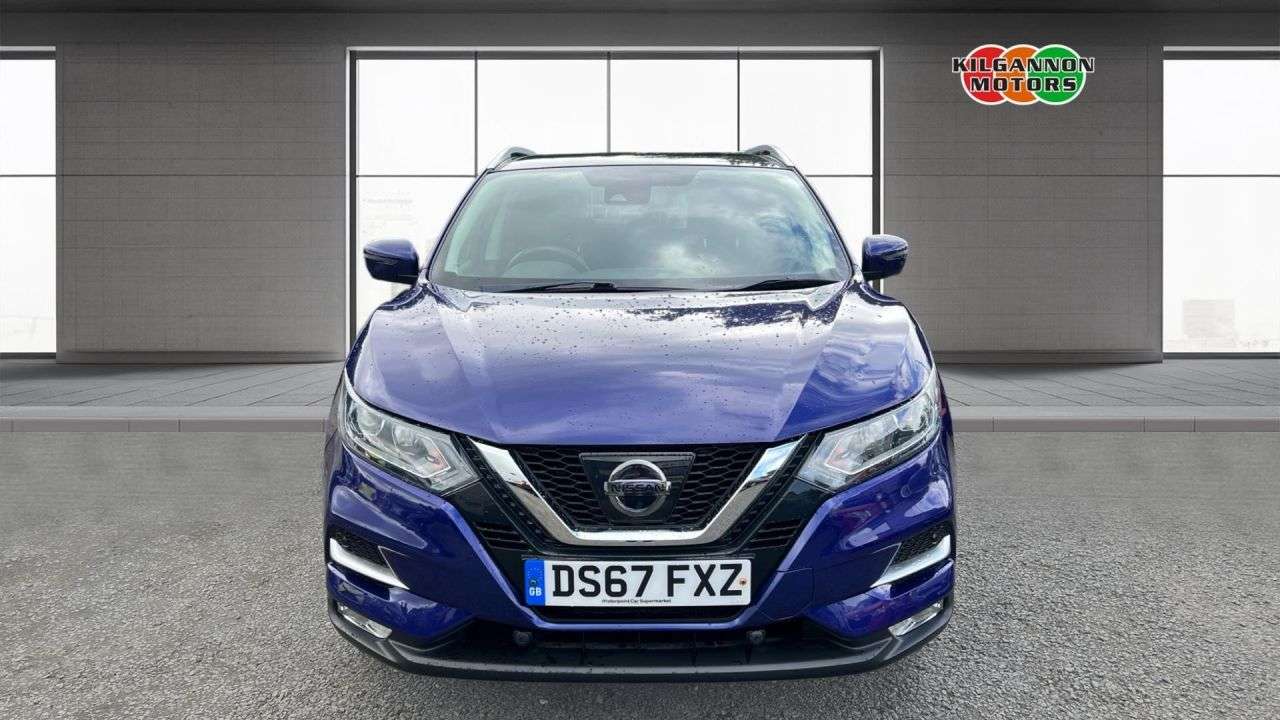 A 2017 NISSAN QASHQAI 1.2 DIG-T N-Connecta SUV 5dr Petrol Manual Euro 6 (s/s) (115 ps) Panoramic A 2017 NISSAN QASHQAI 1.2 DIG-T N-Connecta SUV 5dr Petrol Manual Euro 6 (s/s) (115 ps) Panoramic