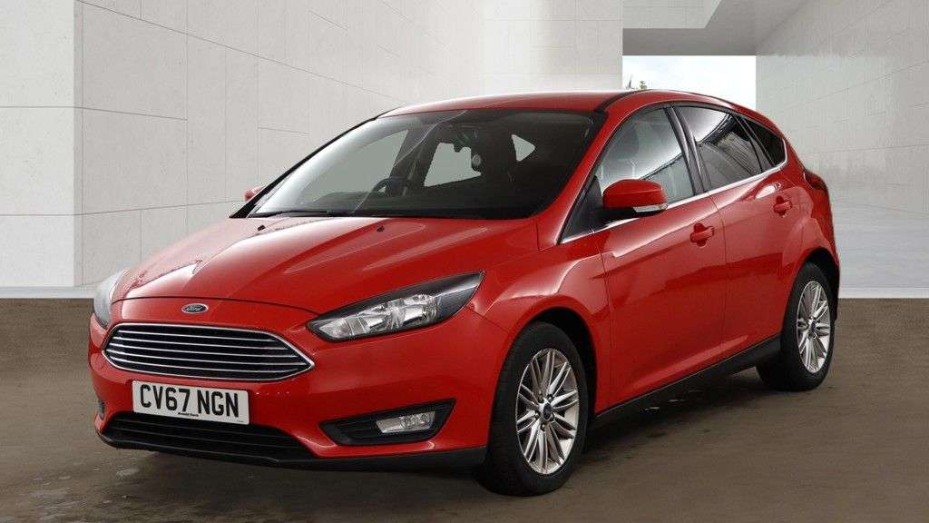 A 2017 FORD FOCUS 1.5 TDCi Zetec Edition Hatchback 5dr Diesel Manual Euro 6 (s/s) (120 ps) He A 2017 FORD FOCUS 1.5 TDCi Zetec Edition Hatchback 5dr Diesel Manual Euro 6 (s/s) (120 ps) He