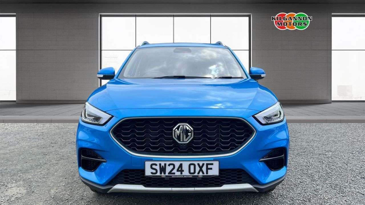 A 2024 MG MG ZS 1.5 VTi-TECH Excite SUV 5dr Petrol Manual Euro 6 (s/s) (106 ps) Alloy wheel A 2024 MG MG ZS 1.5 VTi-TECH Excite SUV 5dr Petrol Manual Euro 6 (s/s) (106 ps) Alloy wheel
