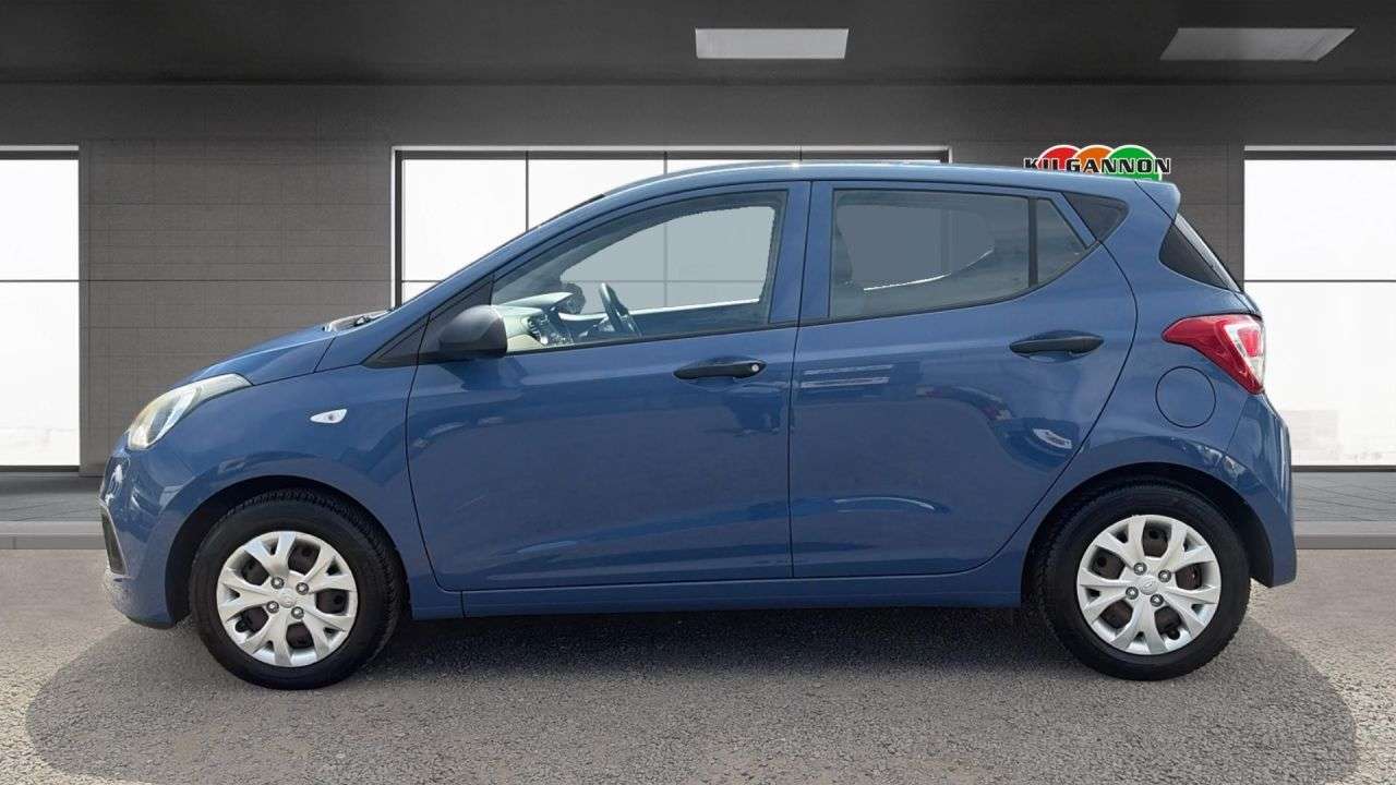A 2015 HYUNDAI I10 1.0 S Hatchback 5dr Petrol Manual Euro 5 (66 ps) Bluetooth - USB Input A 2015 HYUNDAI I10 1.0 S Hatchback 5dr Petrol Manual Euro 5 (66 ps) Bluetooth - USB Input