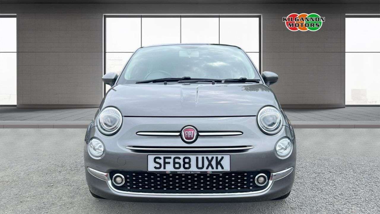 A 2018 FIAT 500 1.2 Lounge Hatchback 3dr Petrol Manual Euro 6 (s/s) (69 bhp) Panoramic Roof A 2018 FIAT 500 1.2 Lounge Hatchback 3dr Petrol Manual Euro 6 (s/s) (69 bhp) Panoramic Roof