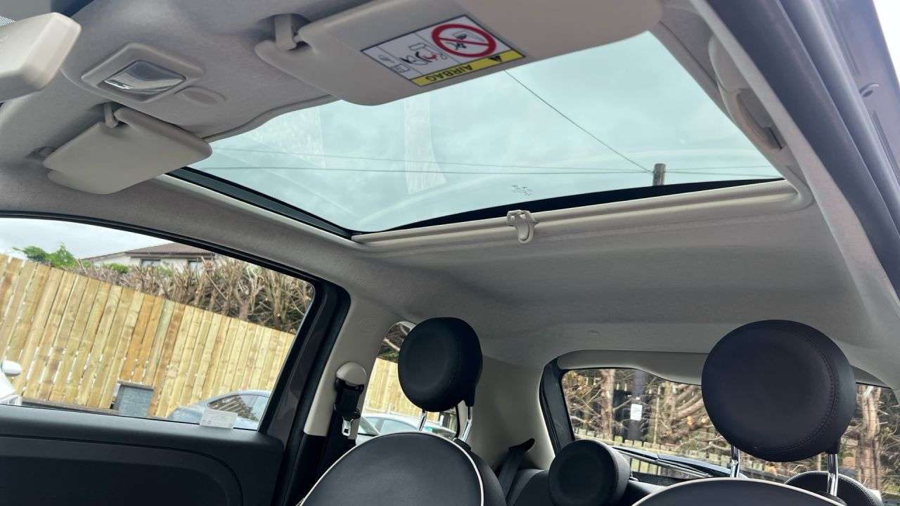 2018 FIAT 500 2018 FIAT 500