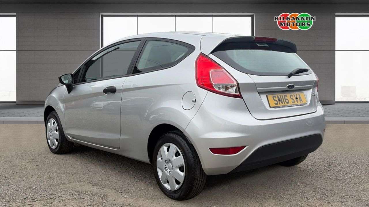 A 2016 FORD FIESTA 1.25 Studio Hatchback 3dr Petrol Manual Euro 6 (60 ps) USB and AUX connecti A 2016 FORD FIESTA 1.25 Studio Hatchback 3dr Petrol Manual Euro 6 (60 ps) USB and AUX connecti