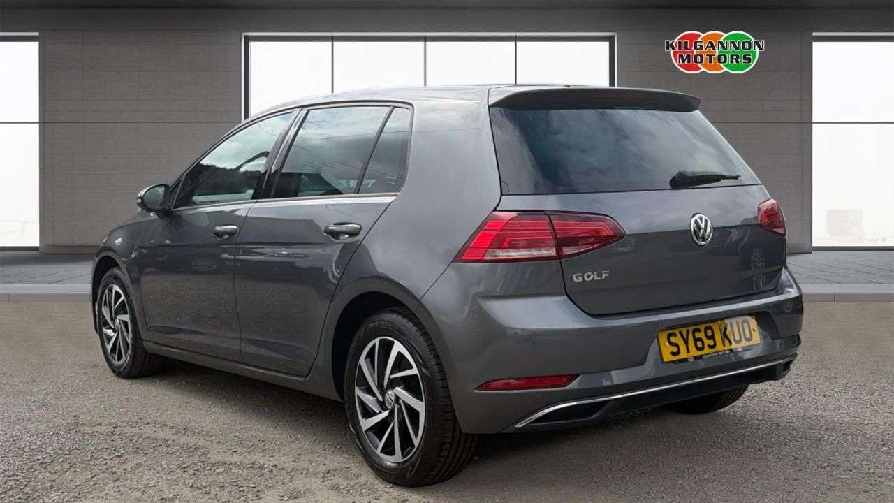 A 2019 VOLKSWAGEN GOLF 1.5 TSI EVO Match Hatchback 5dr Petrol Manual Euro 6 (s/s) (150 ps) Sat-Nav A 2019 VOLKSWAGEN GOLF 1.5 TSI EVO Match Hatchback 5dr Petrol Manual Euro 6 (s/s) (150 ps) Sat-Nav