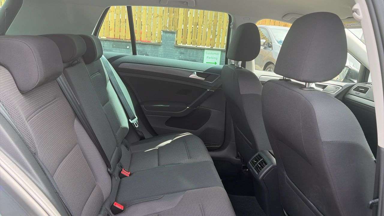 2019 VOLKSWAGEN GOLF 2019 VOLKSWAGEN GOLF