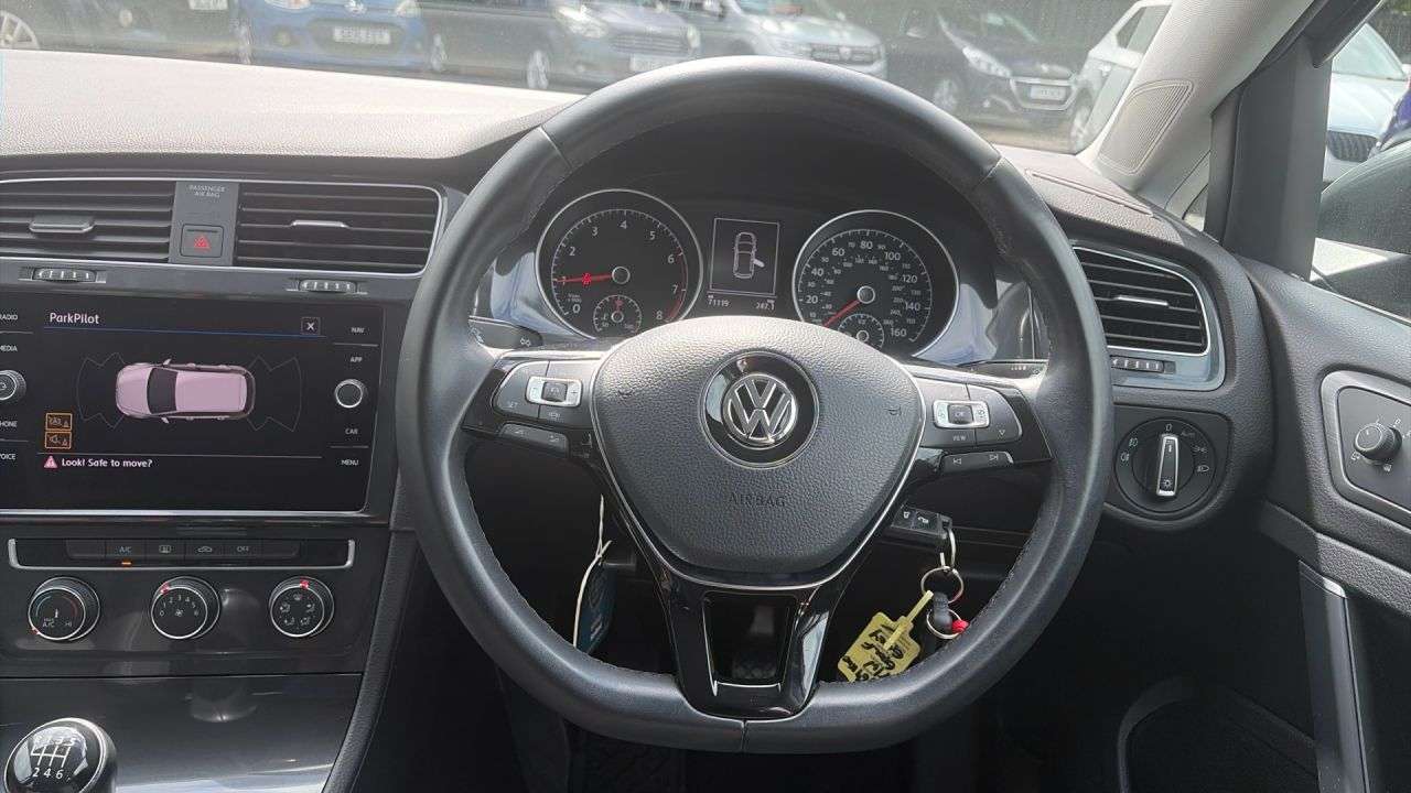 2019 VOLKSWAGEN GOLF 2019 VOLKSWAGEN GOLF