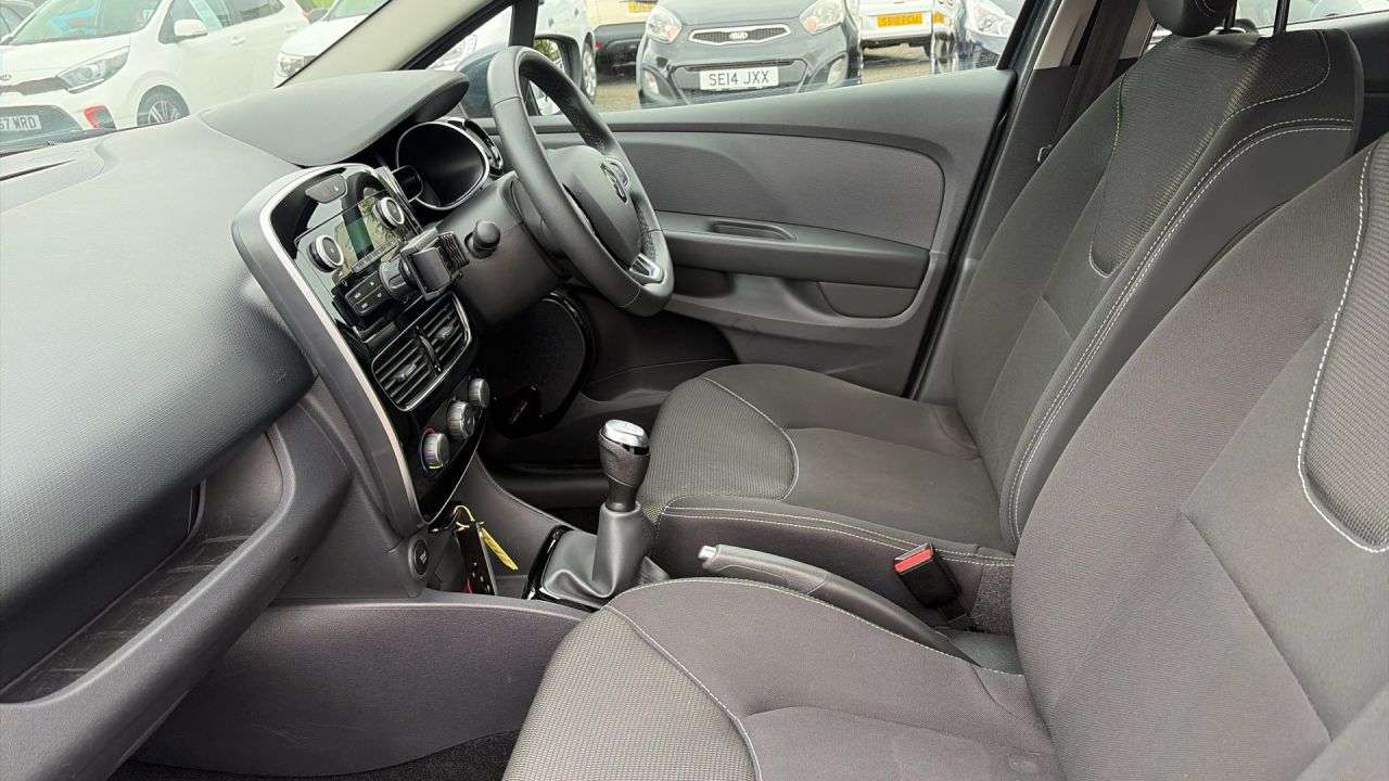 2019 RENAULT CLIO 2019 RENAULT CLIO