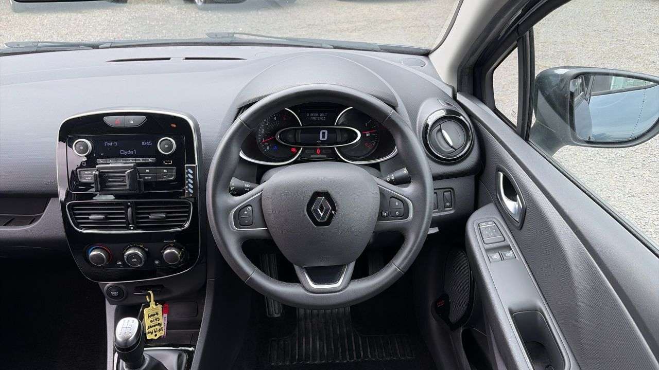 2019 RENAULT CLIO 2019 RENAULT CLIO
