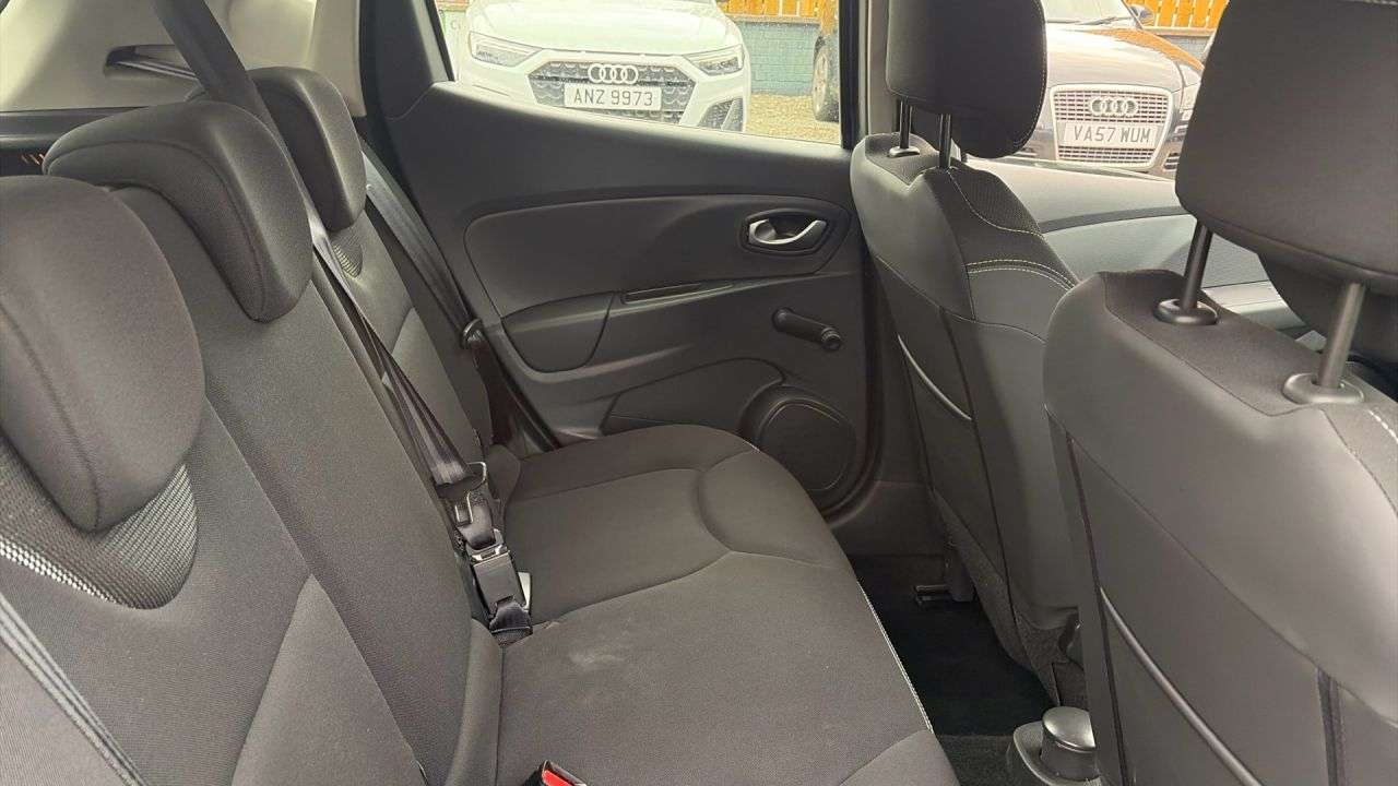 2019 RENAULT CLIO 2019 RENAULT CLIO