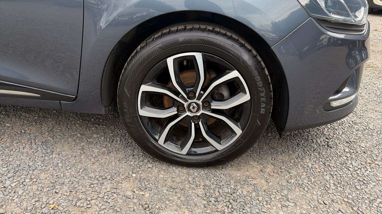 2019 RENAULT CLIO 2019 RENAULT CLIO