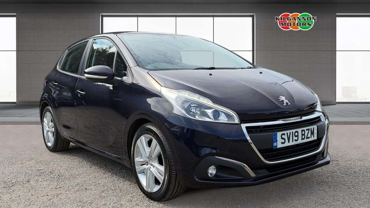 A 2019 PEUGEOT 208 1.5 BlueHDi Active Hatchback 5dr Diesel Manual Euro 6 (s/s) (100 ps) Apple A 2019 PEUGEOT 208 1.5 BlueHDi Active Hatchback 5dr Diesel Manual Euro 6 (s/s) (100 ps) Apple